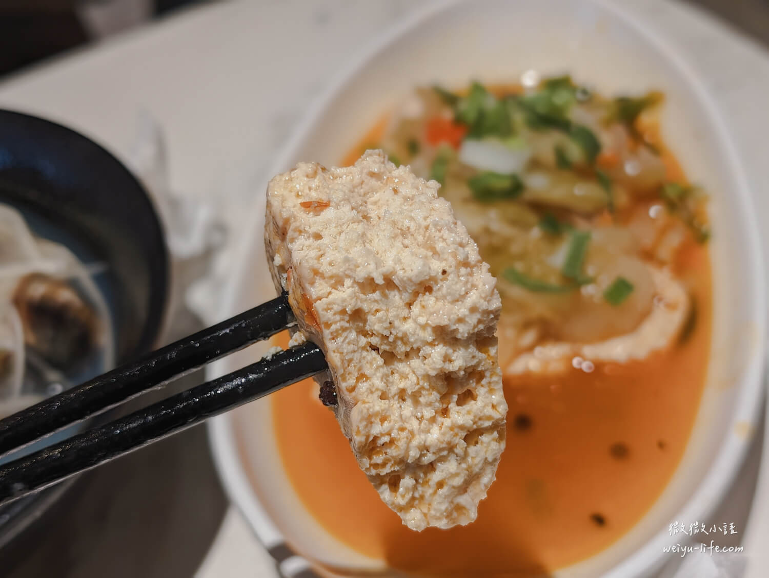 台北中山美食|阿城鵝肉 吉林店。連 5 年米其林必比登推薦!平價又好吃的台北鵝肉名店 - 第25張圖 阿城鵝肉 香辣臭豆腐