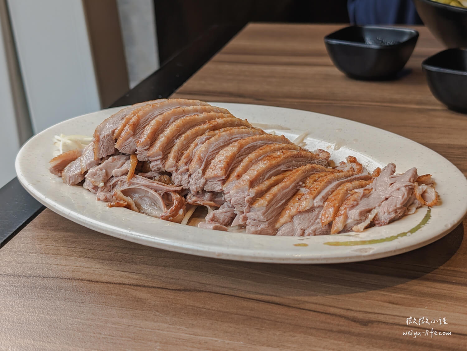 台北中山美食|阿城鵝肉 吉林店。連 5 年米其林必比登推薦!平價又好吃的台北鵝肉名店 - 第30張圖 阿城鵝肉 前半段(較瘦) $320