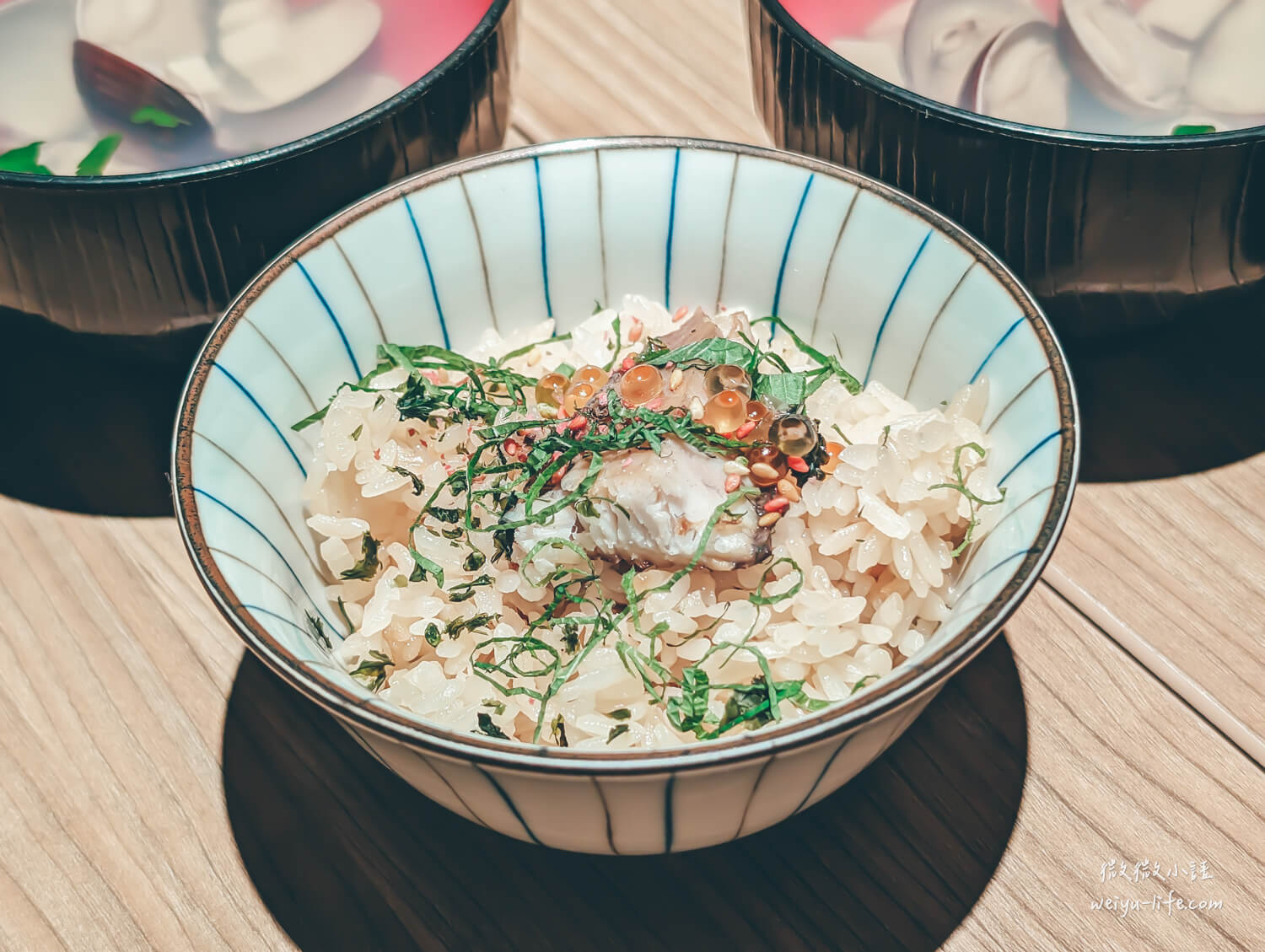 坐著做。日本料理 食事