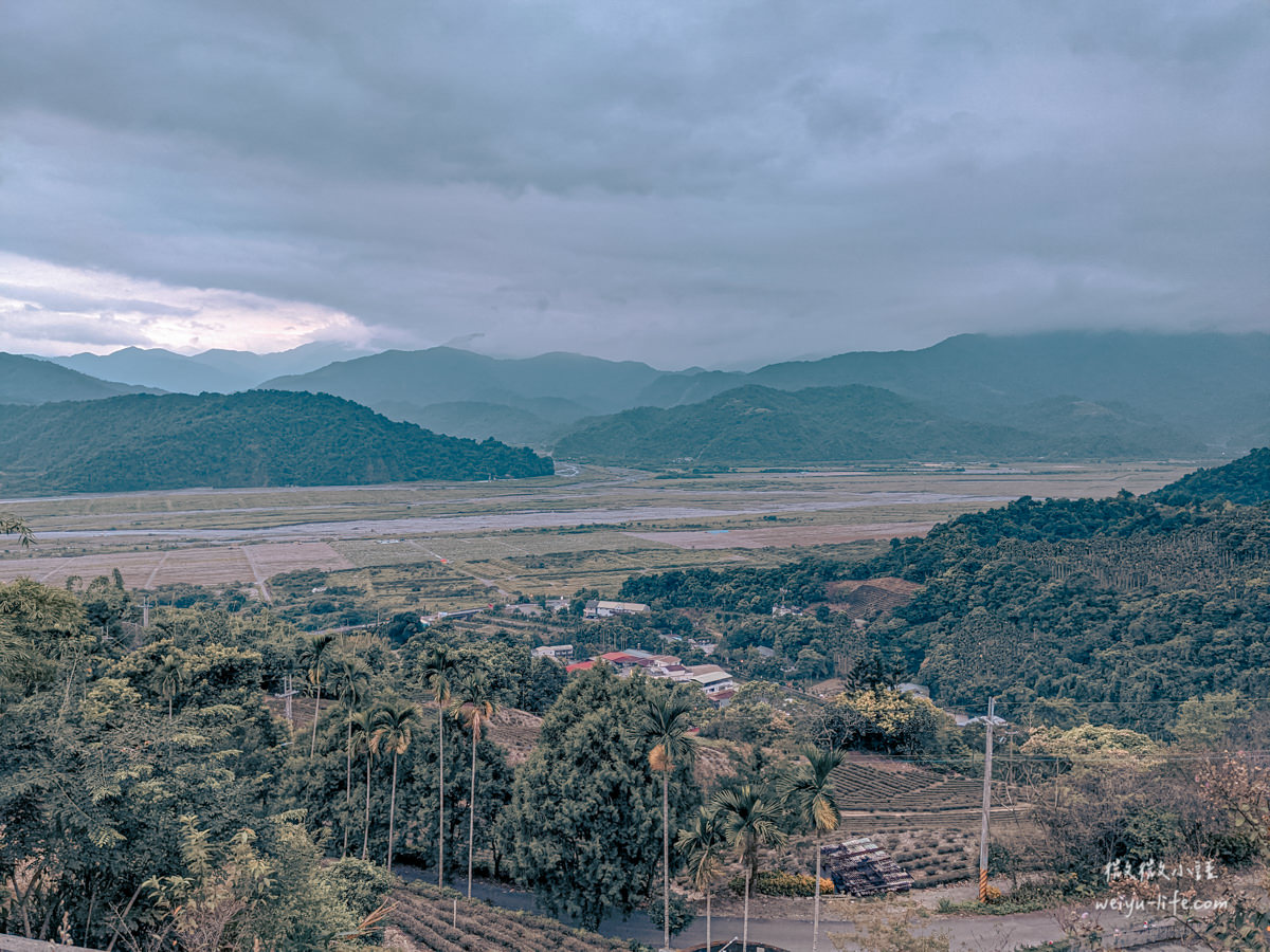 宜蘭三星住宿|黑煙囪景觀民宿 Black Chimney.太平山、棲蘭及明池腳下最美的歐式莊園 - 第4張圖 黑煙囪景觀民宿蘭陽平原景色
