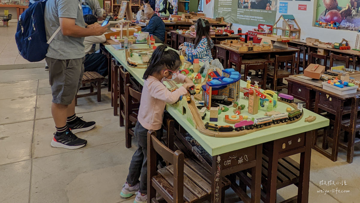 新北板橋景點|板橋435藝文特區x台灣玩具博物館.50元暢玩2小時,快帶小朋友來體驗千種懷舊玩具! - 第12張圖 台灣玩具博物館